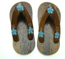 2" Mini Wood Sandal Magnet w/ Hibiscus Flower &"Hawaii" Design