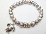 10mm Grey Fresh Water Pearl w/ Turtle Metal Pendant Bracelet