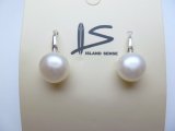 8-9mm White Fresh Water Pearl Earring
