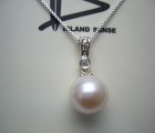 10mm White Fresh Water Pearl Pendant w/ 925 Silver Box Shain