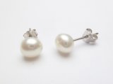 925 Silver 6mm Bun Genuine White Freshwater Pearl Earring