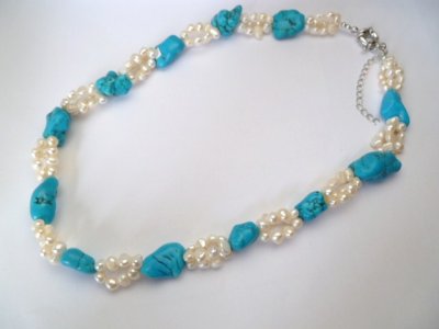 18" Turquoise w/ Fresh Water Pearl Necklace