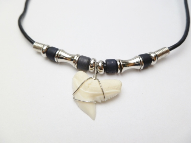 3/4" Tiger Shark Teeth w/ 18" Black Beads Cord Necklace