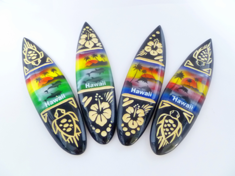 "Hawaii" Airbrushed 12cm Assorted Wood Carved Surfboard Magnet