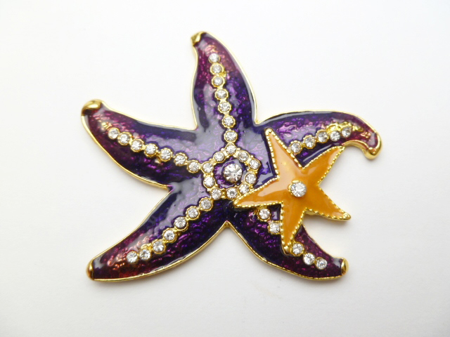 2" Purple Starfish w/ C.Z. Stone Magnet