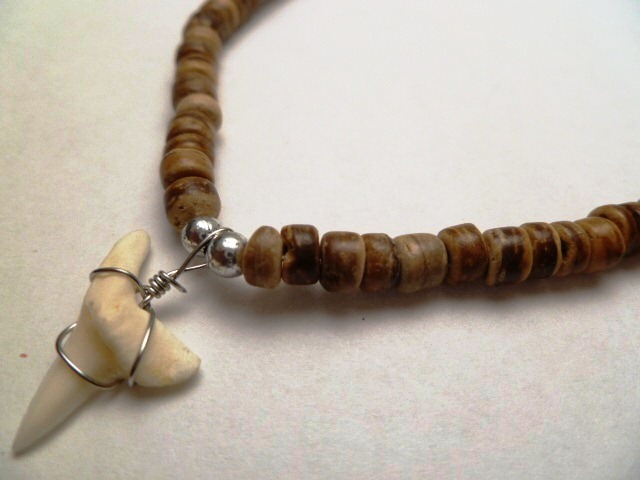 18" Light Brown Coco Bead Necklace w/ 1" Mako Shark Teeth