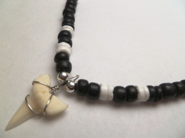 18" Black Coco Bead Necklace w/ 1" Mako Shark Teeth