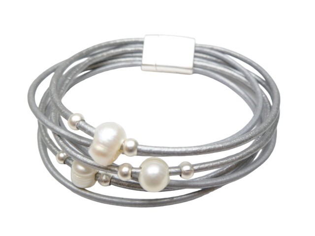 Fresh Water Pearl on Grey Leather w/ Magnetic Clasp - Click Image to Close