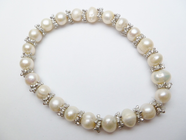 18" White Genuine Fresh Water Pearl Bracelet with Pewter Spacer