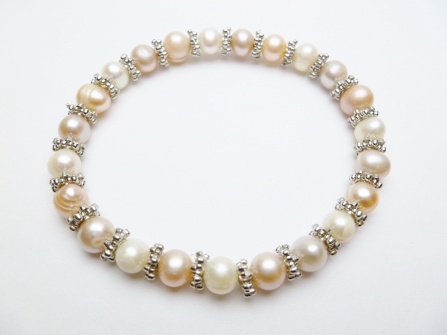 18" Multi-White &Purple and Peach Fresh Water Pearl Bracelet