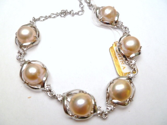 18KGP Lavender Genuine Fresh Water Pearl with C.Z. Bracelet