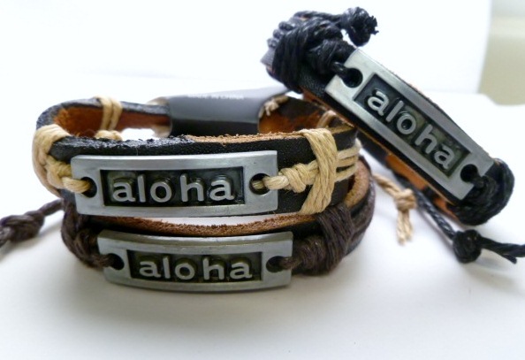 "Aloha" Metal Plaque Genuine Leather ID Bracelet