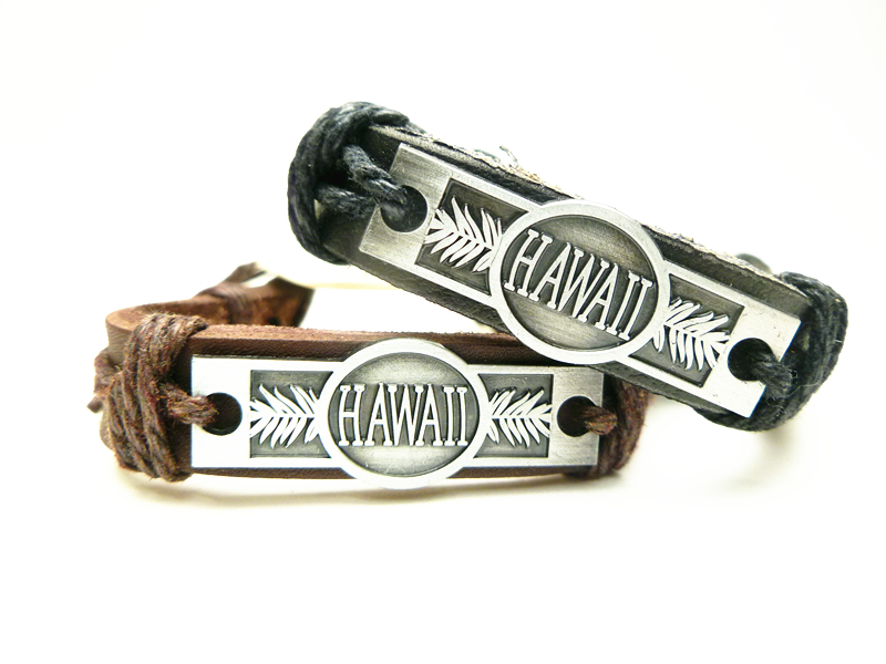 "Hawaii" Palm Leaf Metal Plaque Genuine Leather ID Bracelet