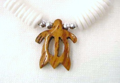 Natural Wood Turtle w/ 18" Litob Clam Shell Necklace