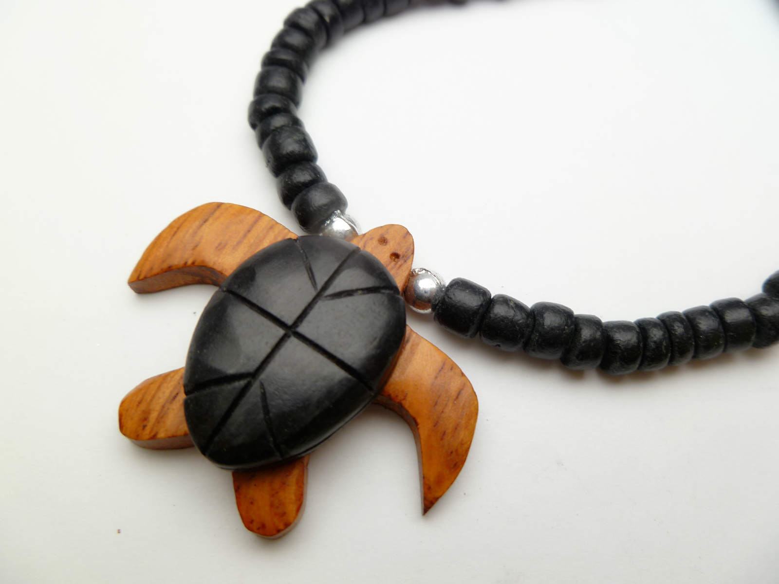 Wood Turtle w/ 18" Coconut Beads Necklace