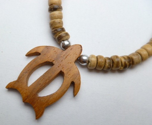 Wood Turtle w/ 18" Coconut Beads Necklace