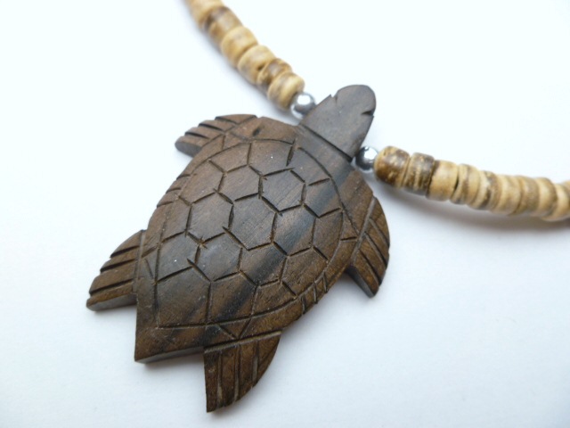 Wood Turtle w/ 18" Coconut & Wood Beads Necklace