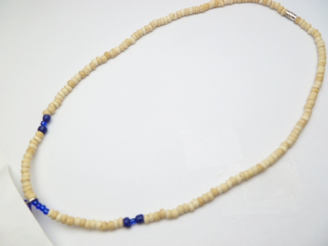 18" Royal Blue & Cream 2-3mm Coco Bead Necklace