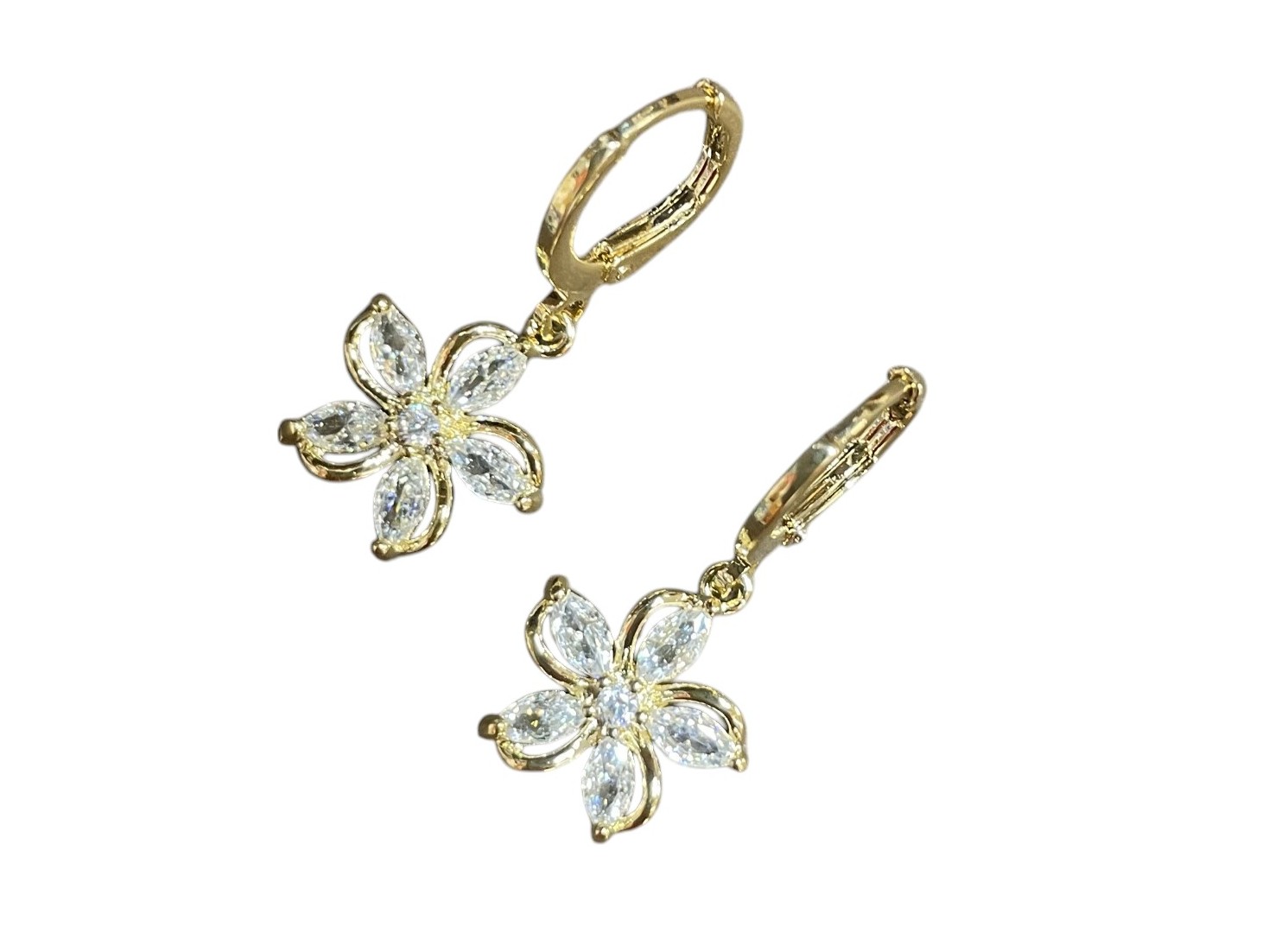 Clear Crystal Plumeria on Gold Tone Earrings, MOQ-6/pk