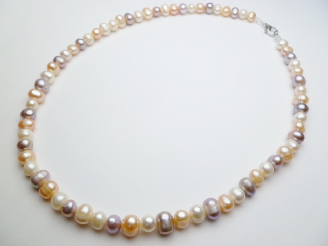 18" Multi-Color 7-8mm Round Fresh Water Pearl Necklace