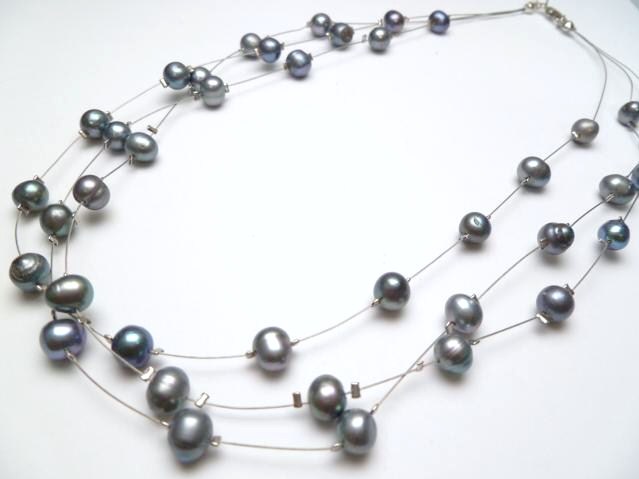 18" Black 3-String Fresh Water Pearl Necklace