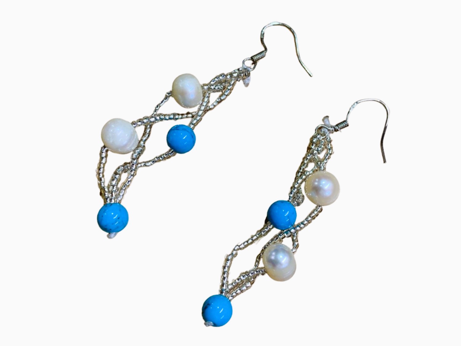 7mm White Fresh Water Pearl w/ turquoise & silver beads earring