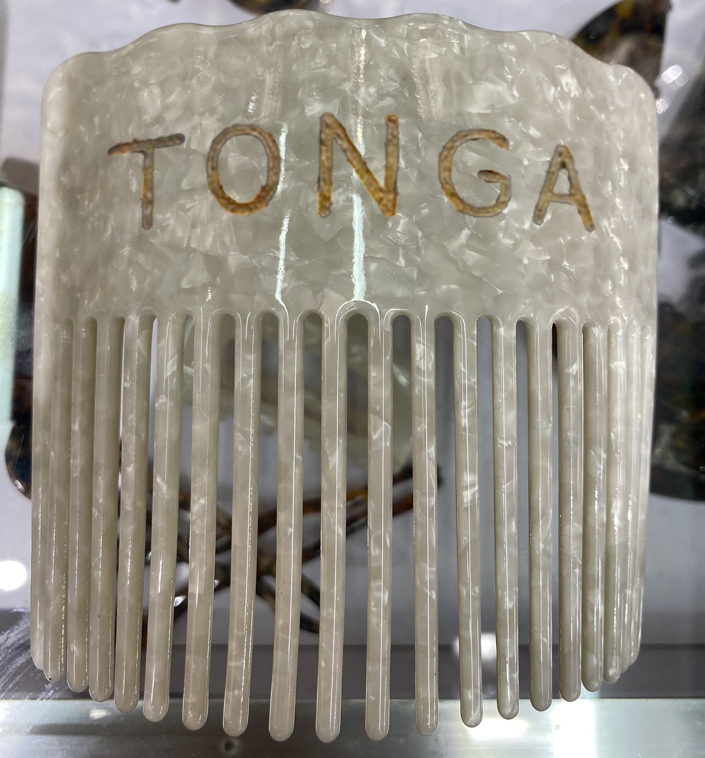 "TONGA" White Faux Turtle Shell Hair Comb