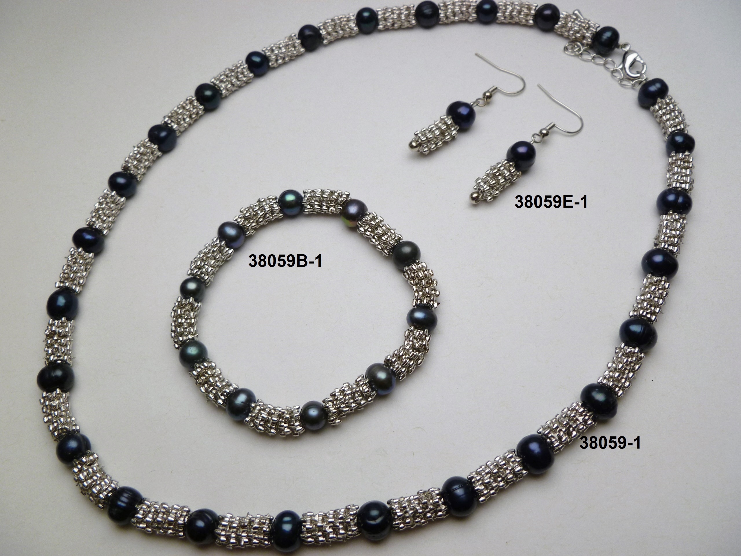 7mm Black Potato Pearl w/ Metal Spacer Necklace 18" + 2" ext