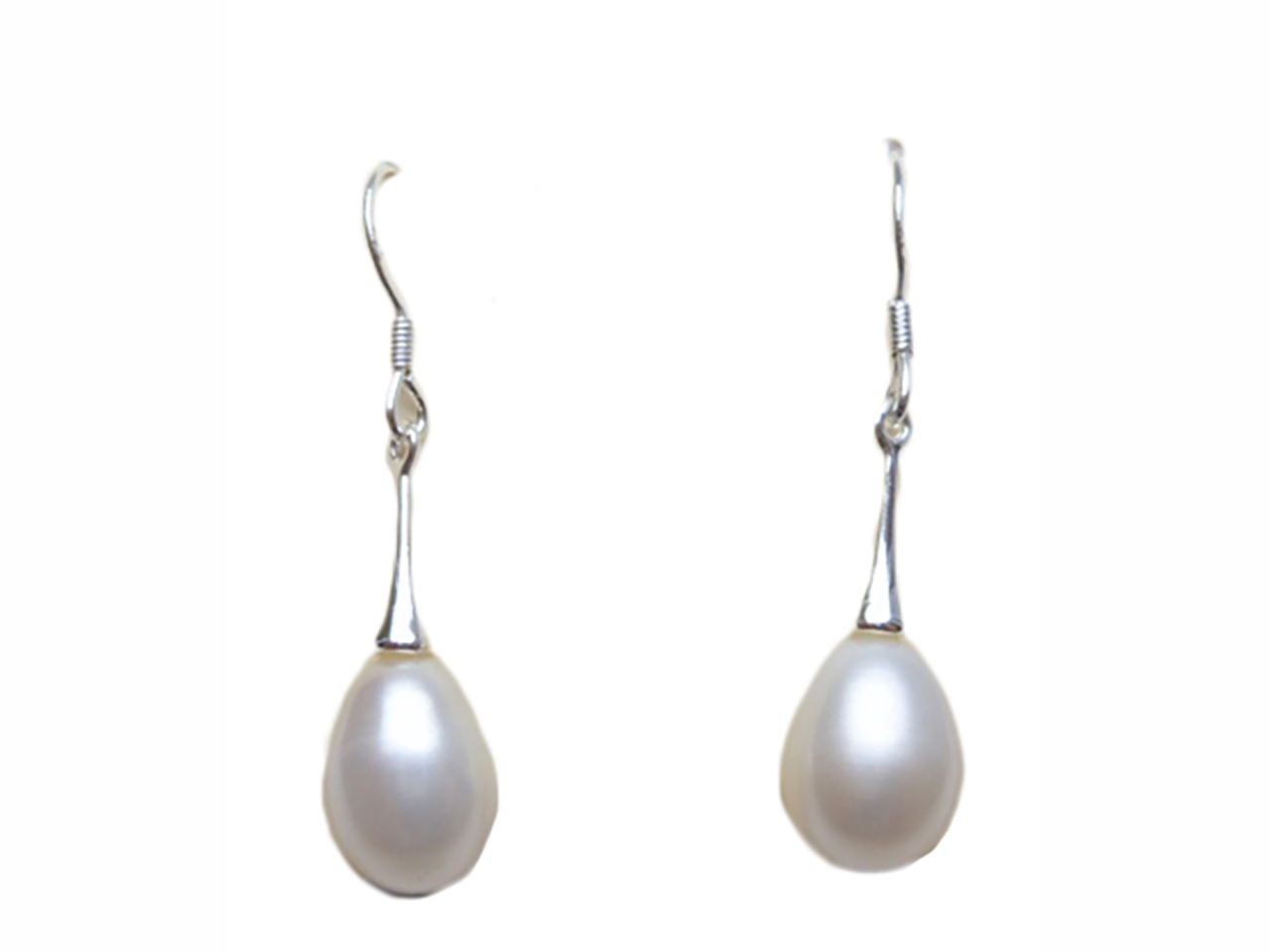 02-Dangle Fresh Water Pearl