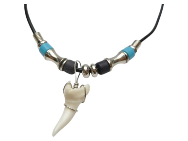 1" Mako Shark Teeth w/ Black Beads 18" Leather Cord Necklace (10101-2)